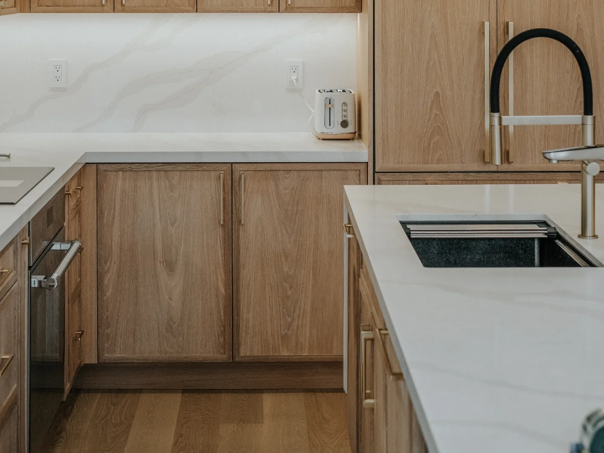 contemporary kitchen layout planning and execution