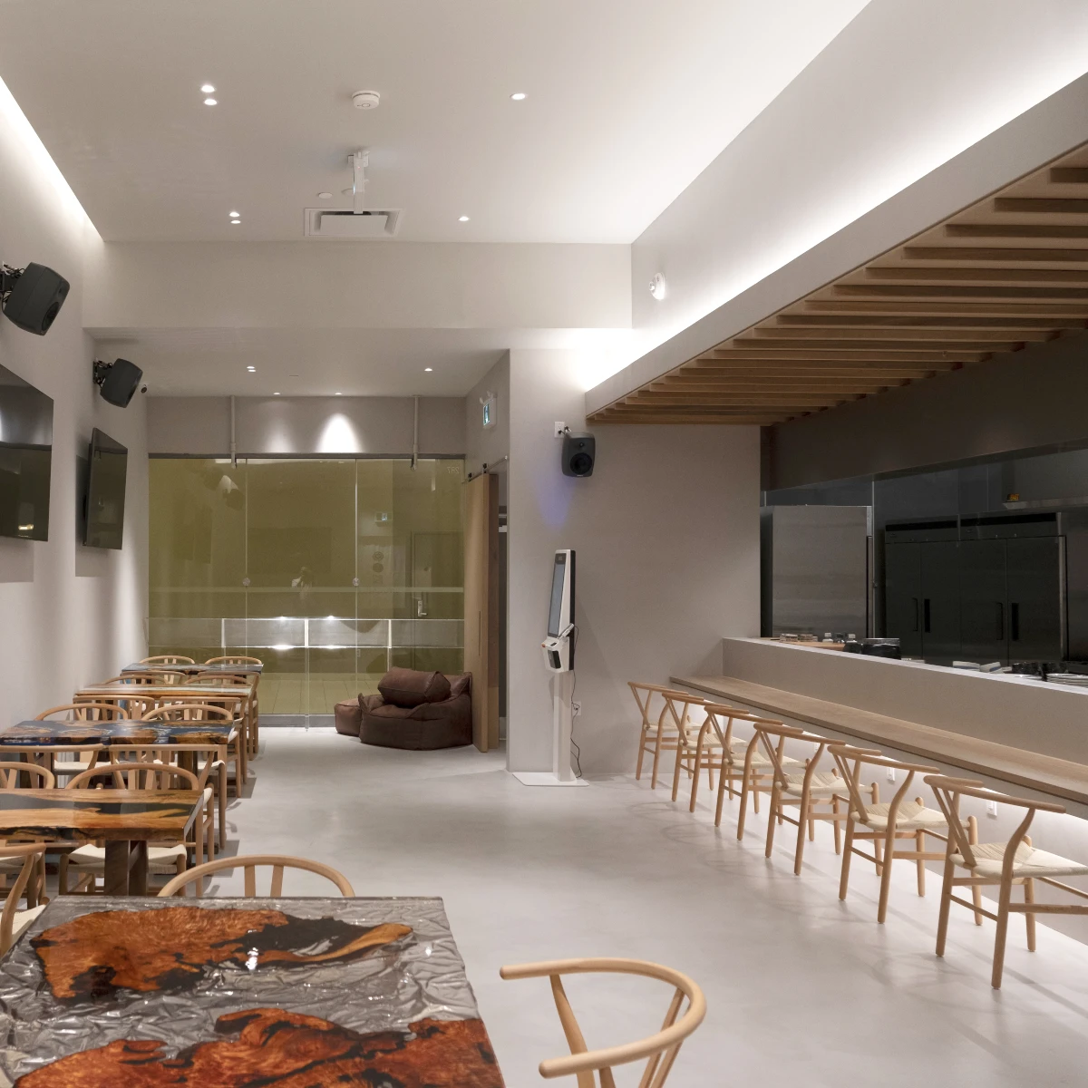 jiyugaoka renovation restaurant interior